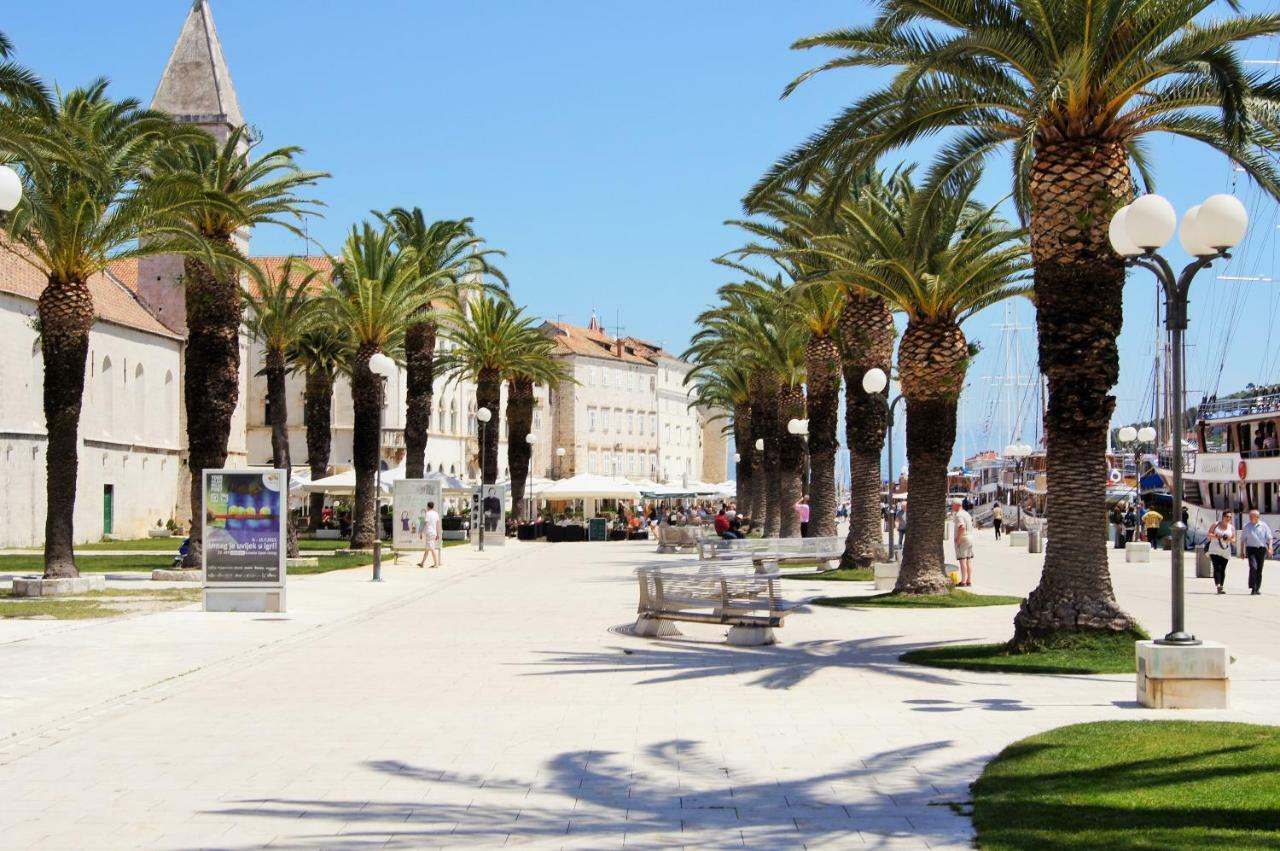 Apartments Mandaric Trogir Eksteriør bilde